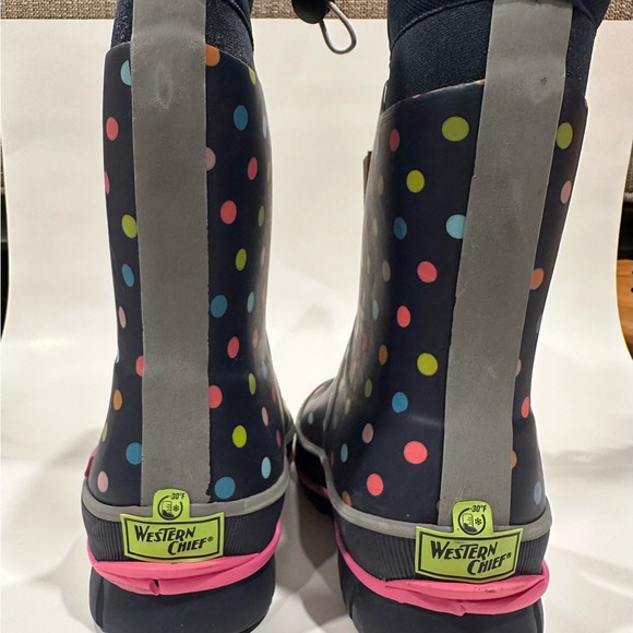 Western Chief rain boots - Picture 3 of 5